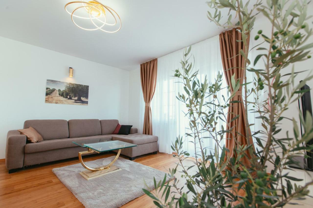 Апартаменти Maslina & Lavanda Подстрана Екстер'єр фото